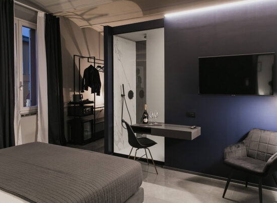 Welive king deluxe room