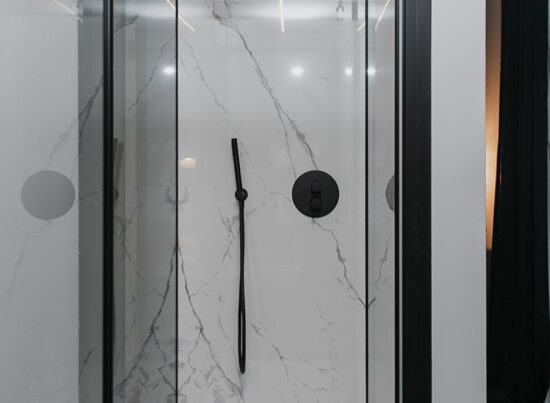 Welive king deluxe room