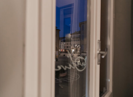 Welive king deluxe room