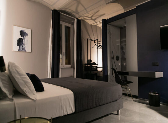 Welive king deluxe room